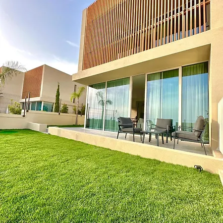 Queens Luxury 111b Vlorë